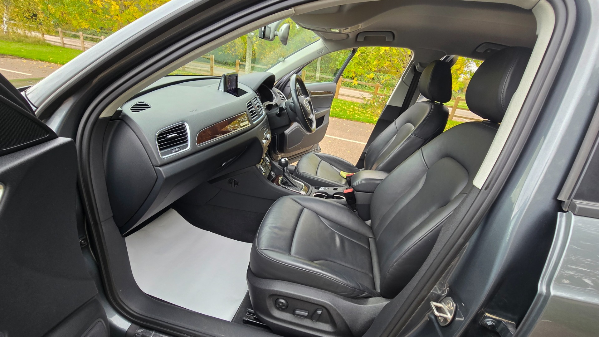 AUDI Q3 TFSI SE S Tronic quattro SUV Auto Full Black Leather+Heated Seats Ulez Free