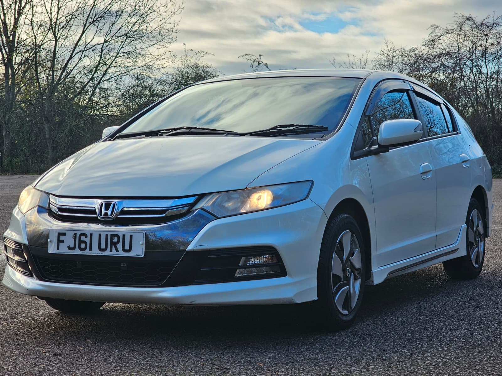 HONDA INSIGHT