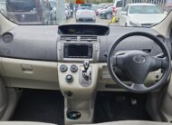 TOYOTA PASSO Corolla 1.5 Auto 7 Seater MPV Ulez Free