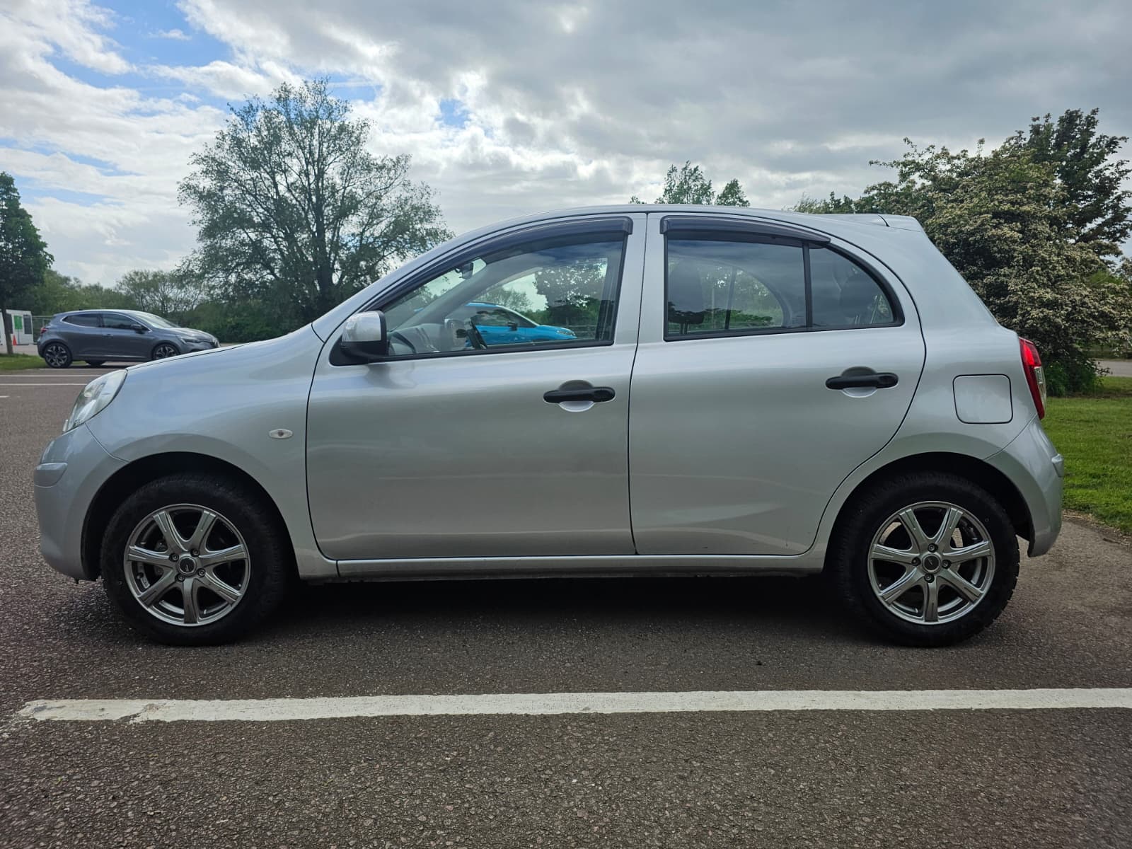 NISSAN MICRA 1.2 DiG-S Acenta 5dr CVT