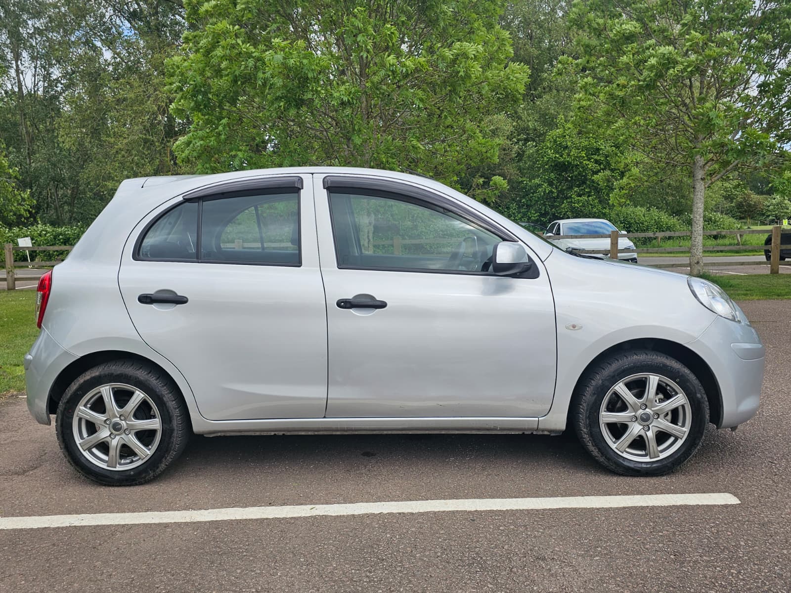 NISSAN MICRA 1.2 DiG-S Acenta 5dr CVT