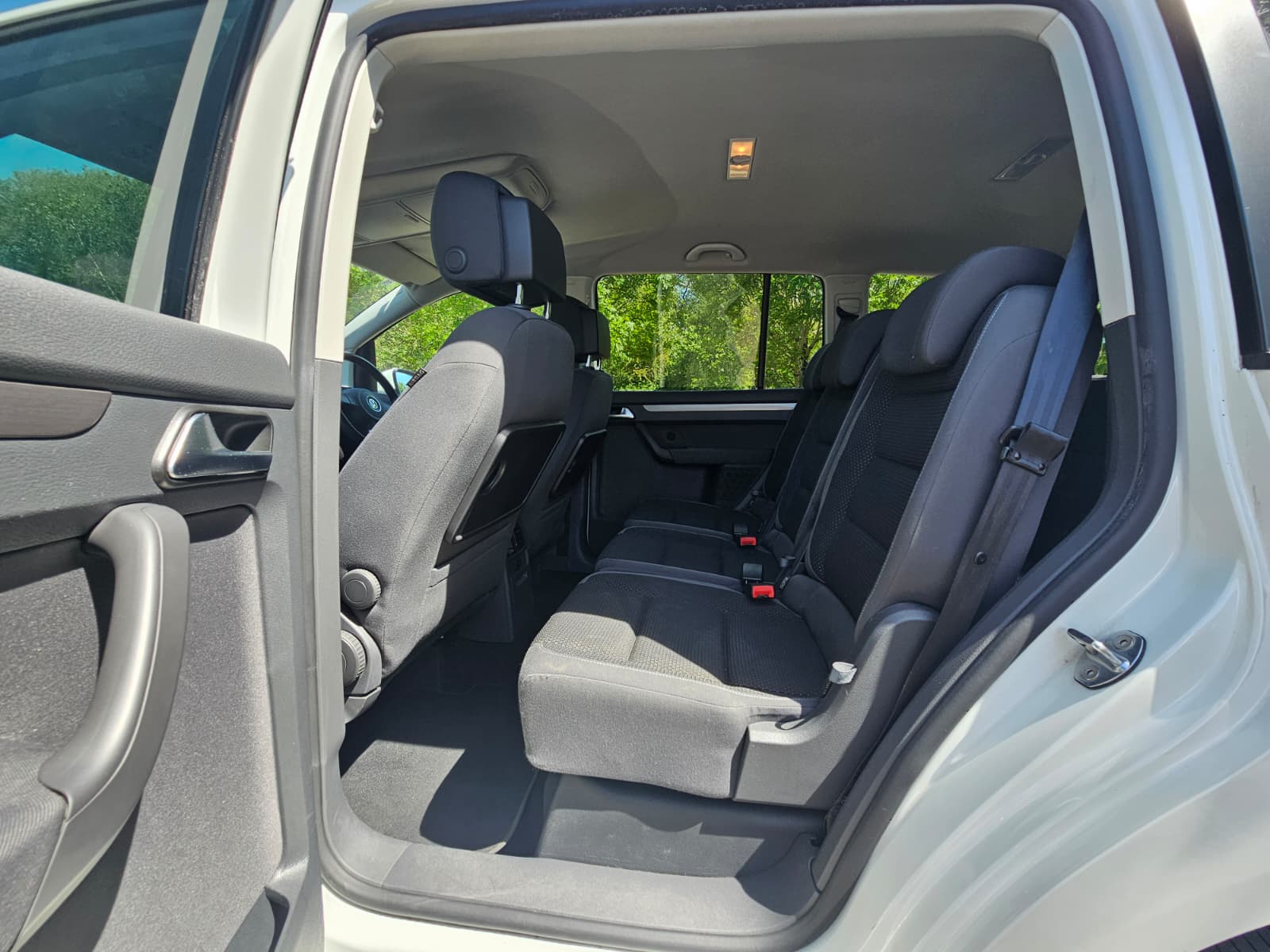 VOLKSWAGEN TOURAN 1.4 TSI SE DSG Euro 5 5dr
