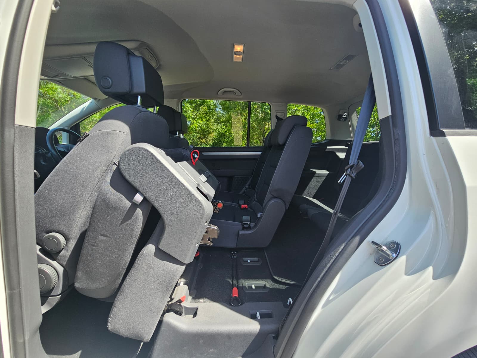 VOLKSWAGEN TOURAN 1.4 TSI SE DSG Euro 5 5dr