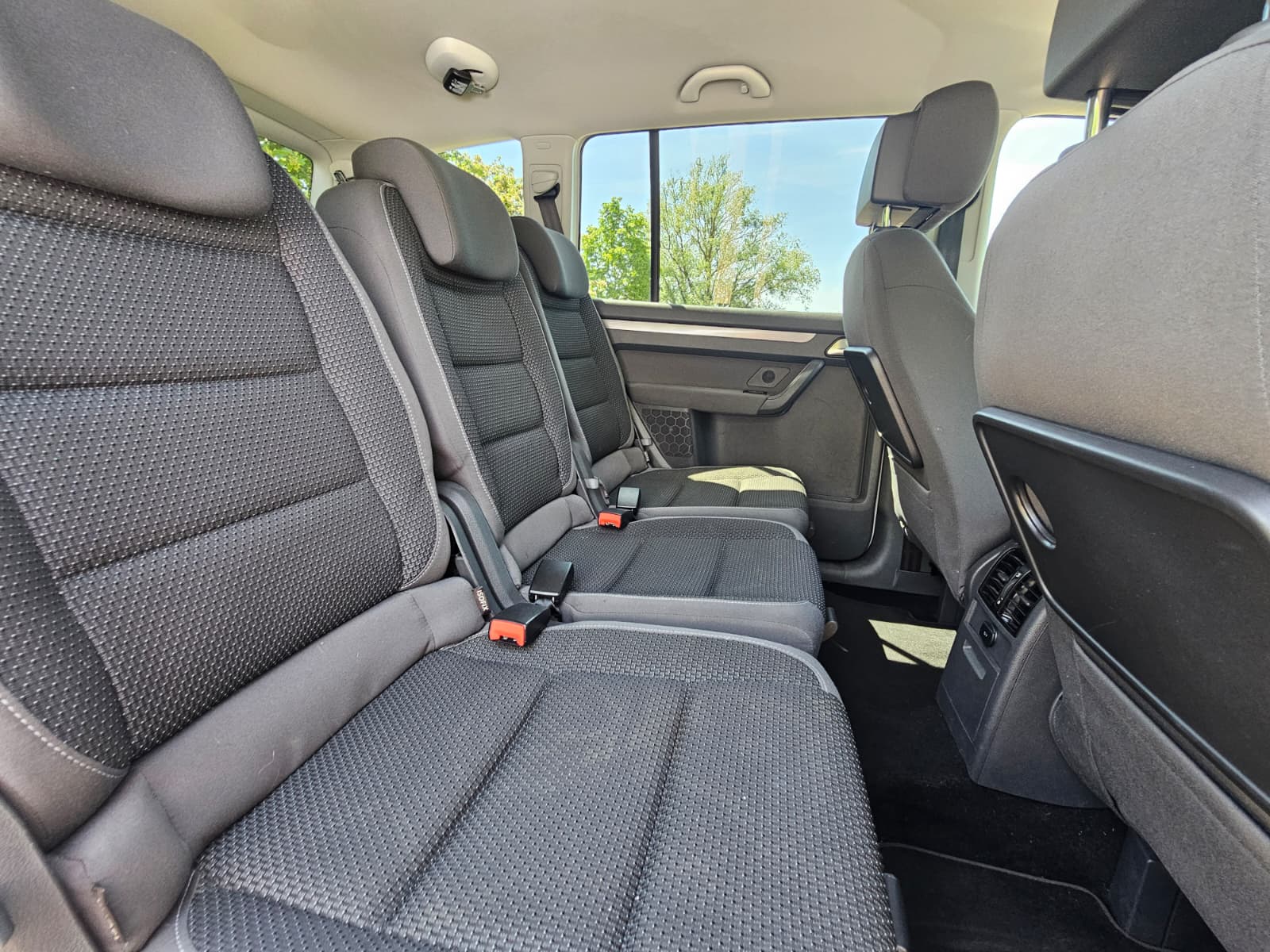 VOLKSWAGEN TOURAN 1.4 TSI SE DSG Euro 5 5dr