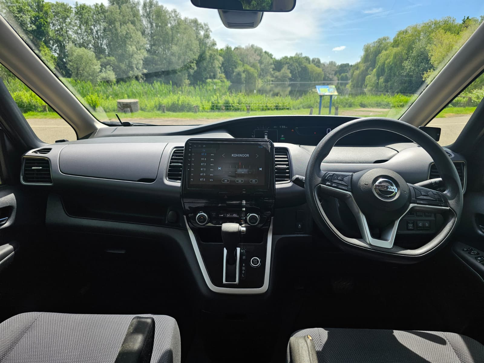 NISSAN SERENA 2.0L Automatic S-Hybrid 8 Seater MPV
