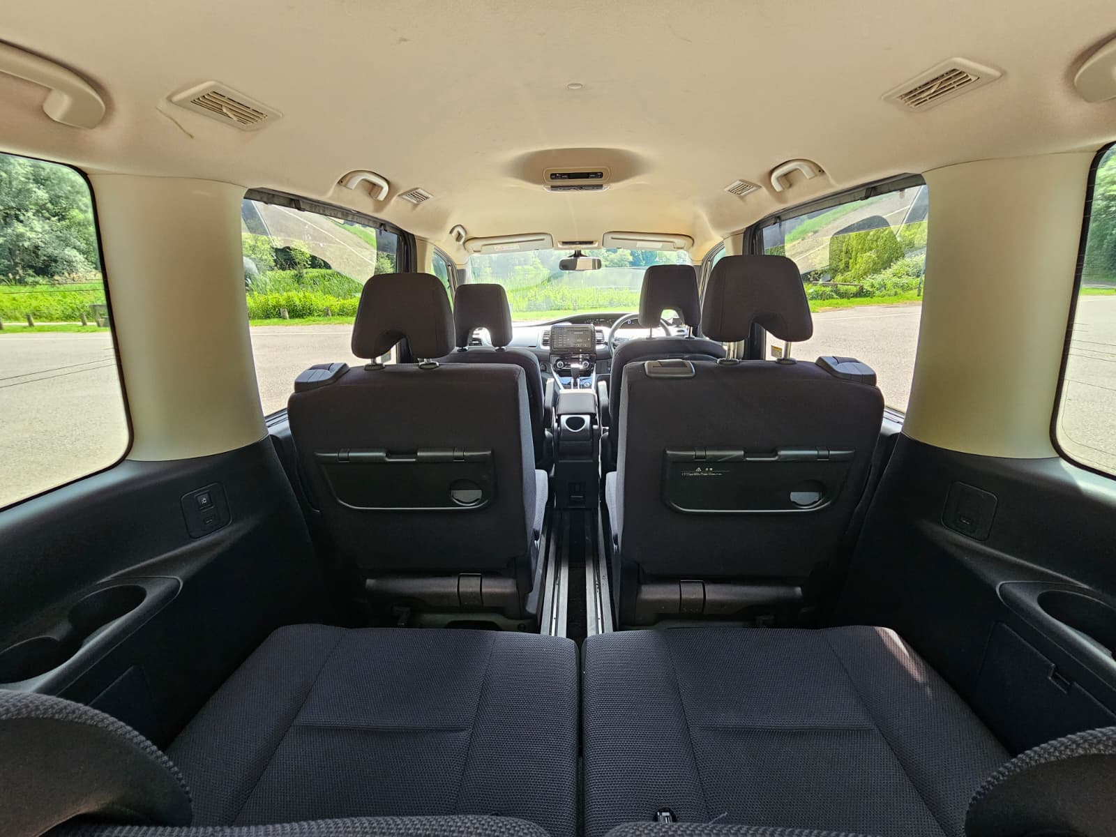 NISSAN SERENA 2.0L Automatic S-Hybrid 8 Seater MPV