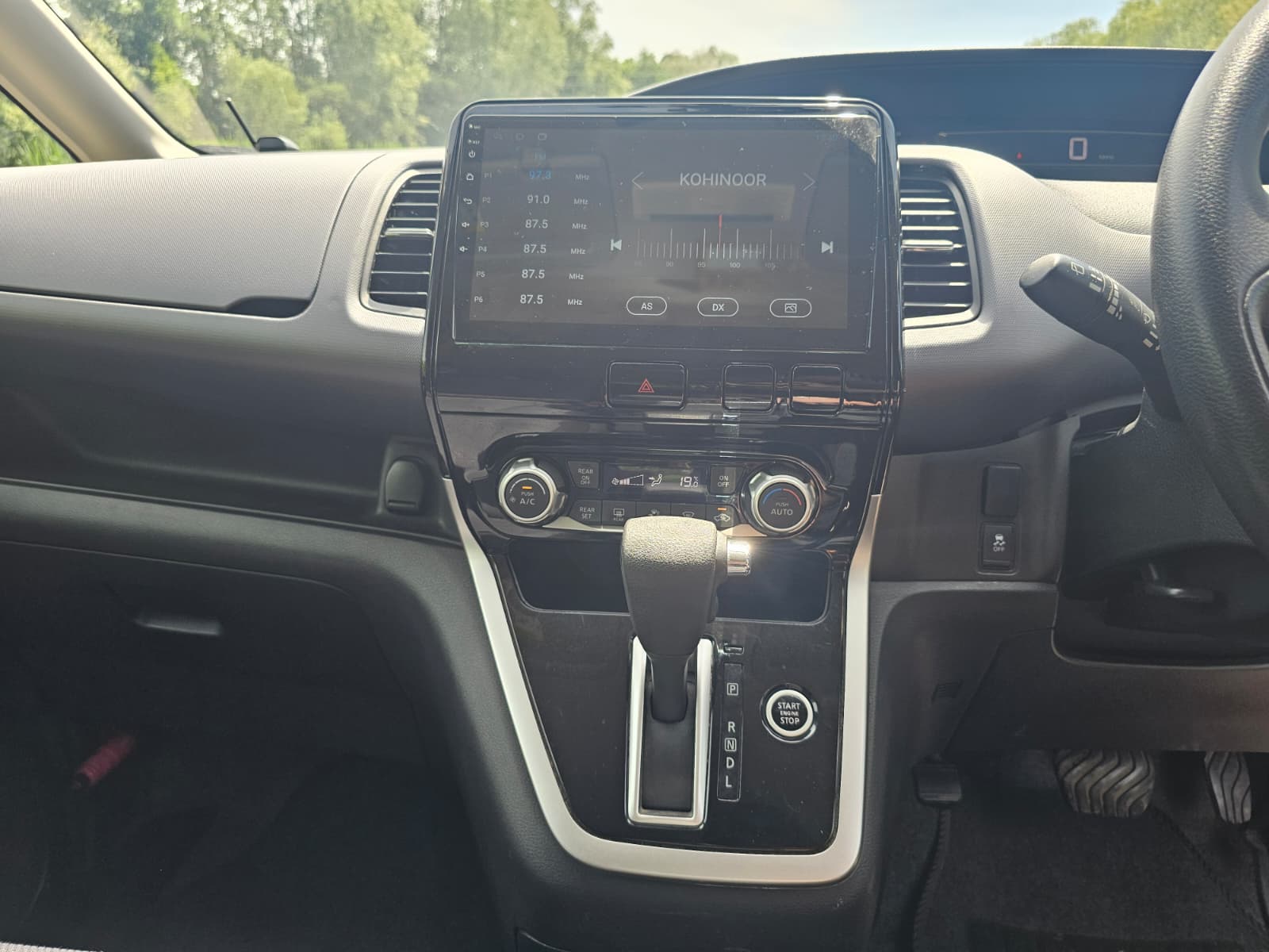NISSAN SERENA 2.0L Automatic S-Hybrid 8 Seater MPV
