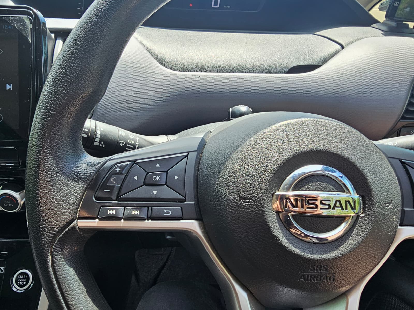 NISSAN SERENA 2.0L Automatic S-Hybrid 8 Seater MPV