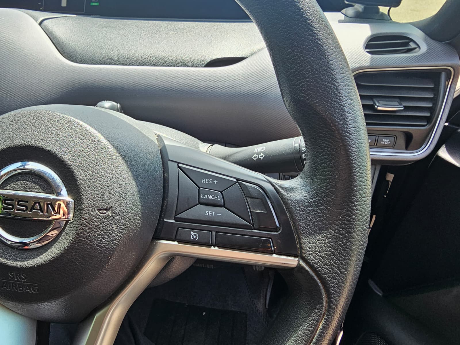 NISSAN SERENA 2.0L Automatic S-Hybrid 8 Seater MPV