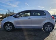 TOYOTA VITZ Yaris