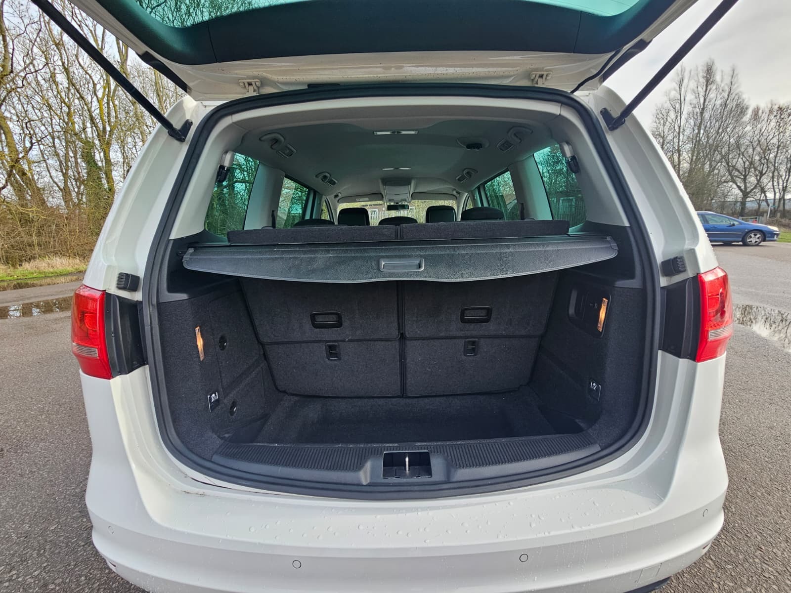 VOLKSWAGEN SHARAN 1.4 TSI BlueMotion Tech SE DSG Euro 5 (s/s) 5dr