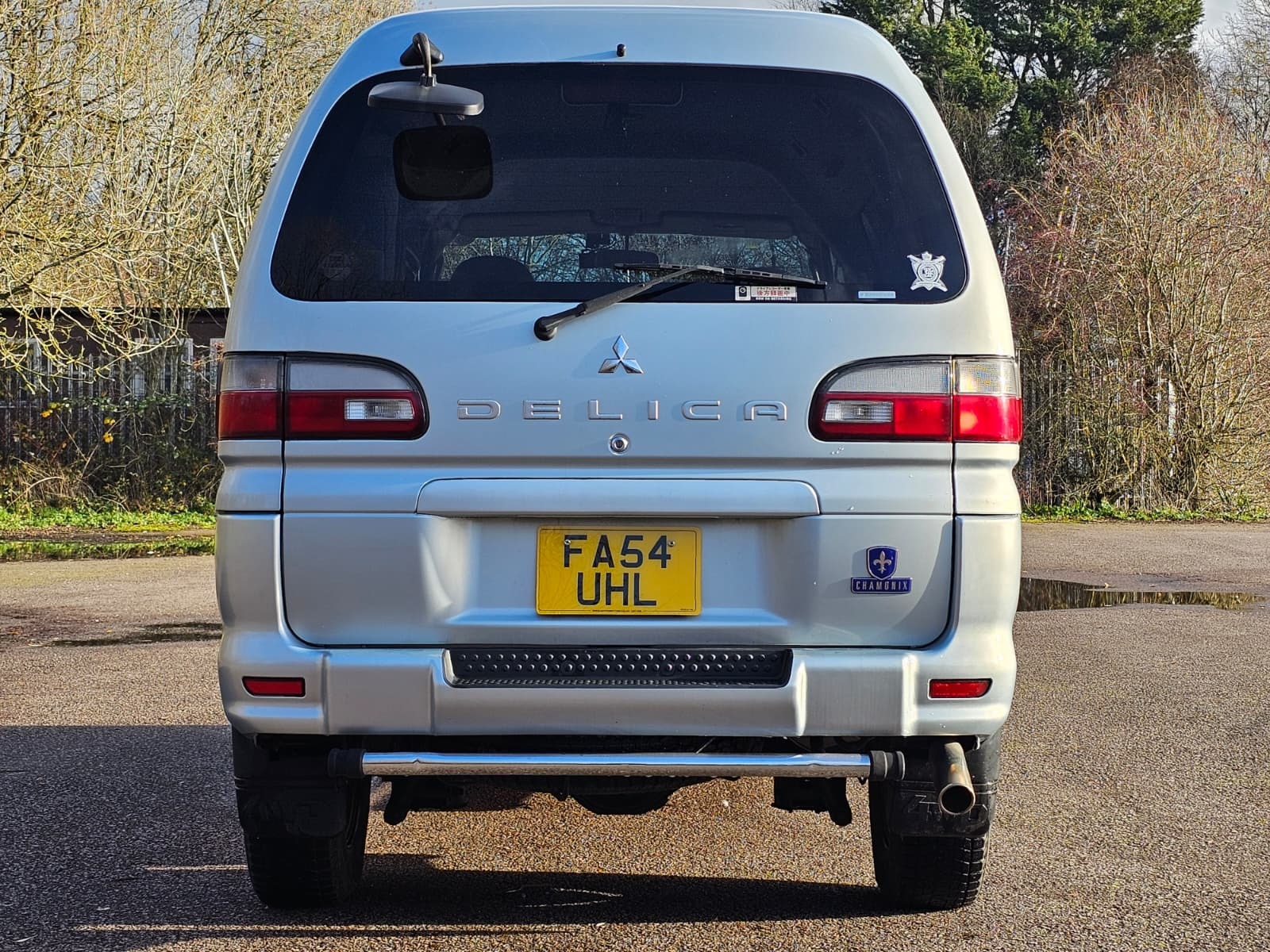 MITSUBISHI DELICA L400 Spacegear Chamonix 3.0 Auto V6 4X4 / 2WD