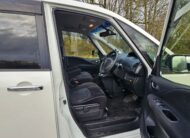 NISSAN SERENA 2.0h Automatic Hybrid CVT 8 Seater MPV