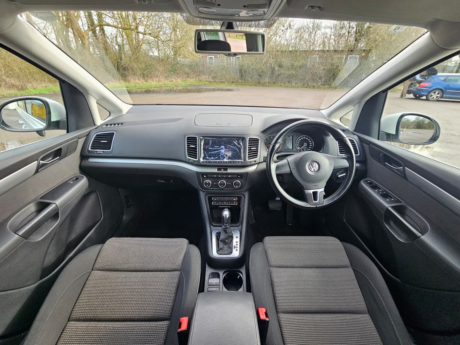 VOLKSWAGEN SHARAN 1.4 TSI BlueMotion Tech SE DSG Euro 5 (s/s) 5dr