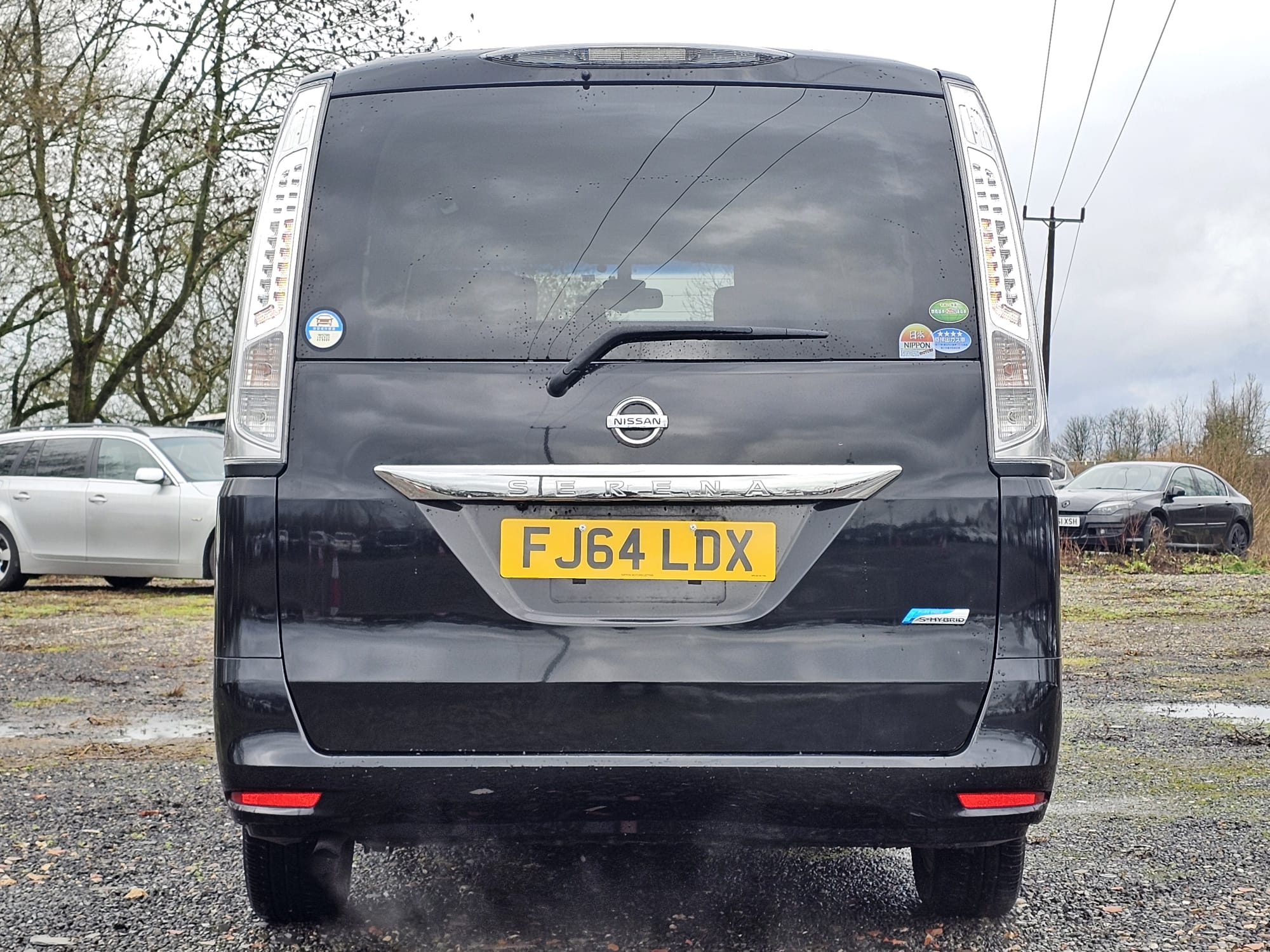 NISSAN SERENA 2.0h Automatic Hybrid CVT 8 Seater MPV
