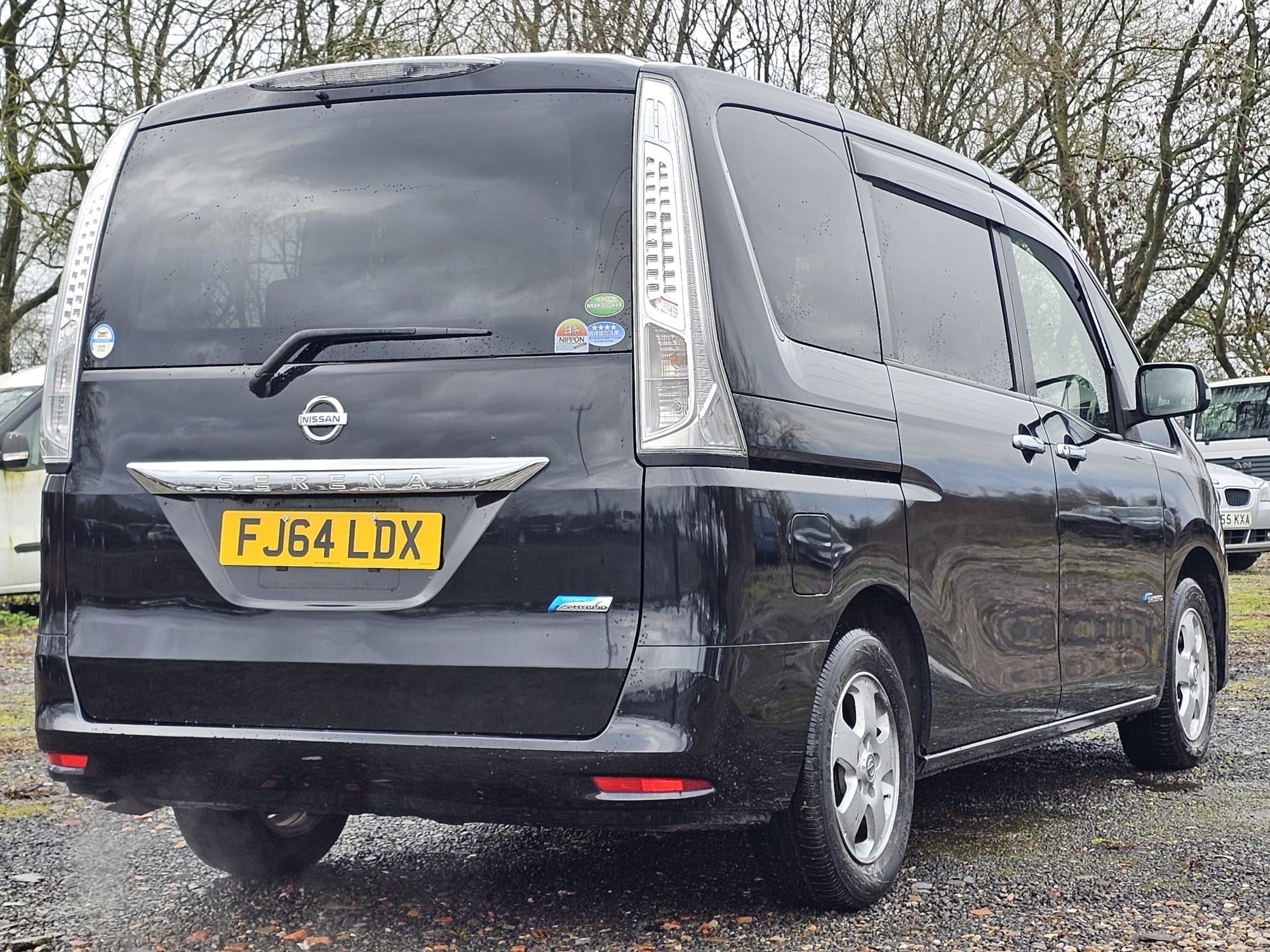 NISSAN SERENA 2.0h Automatic Hybrid CVT 8 Seater MPV