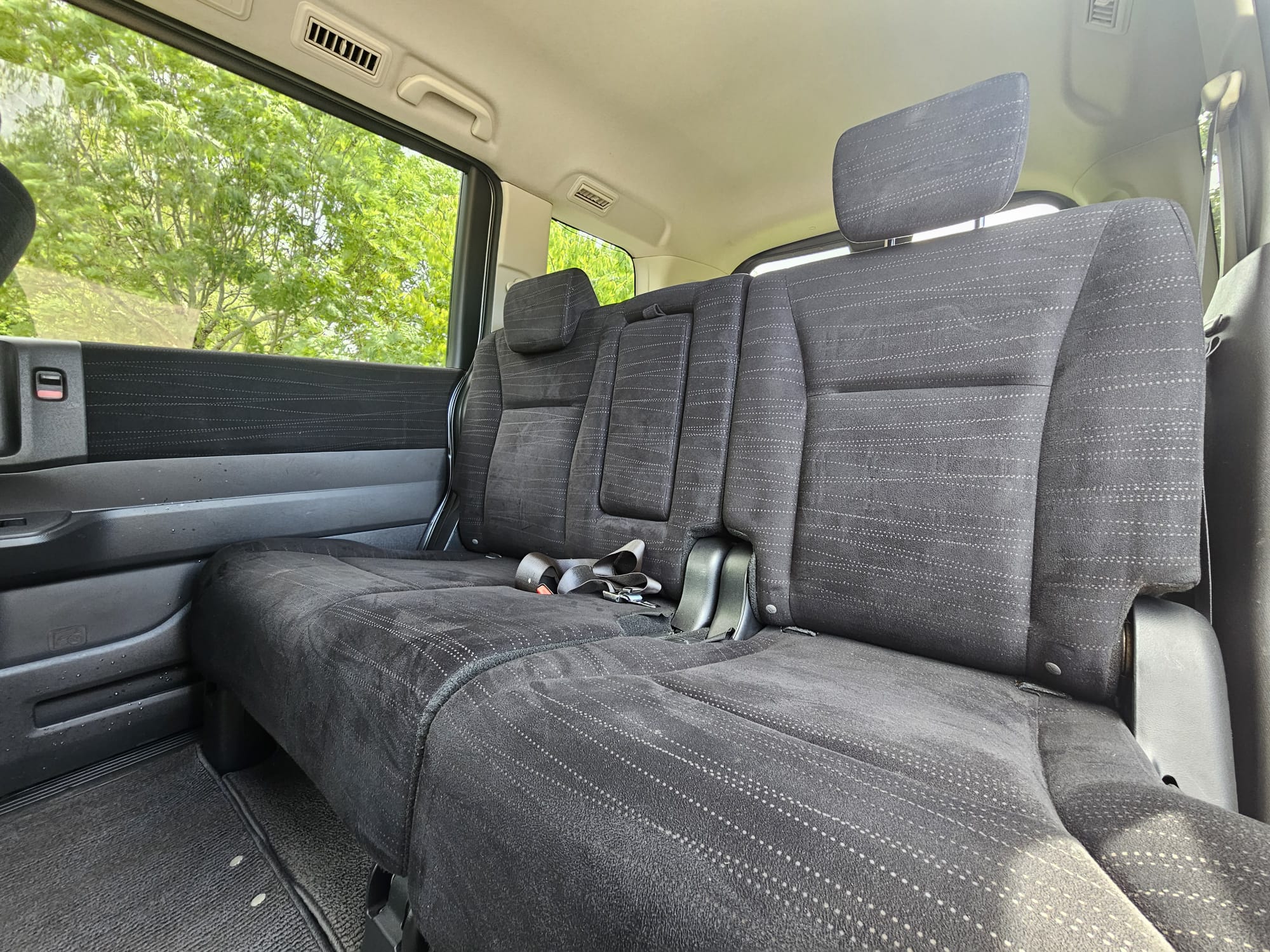 HONDA STEPWAGN SPADA 2.0L Automatic 7/8 Seater MPV