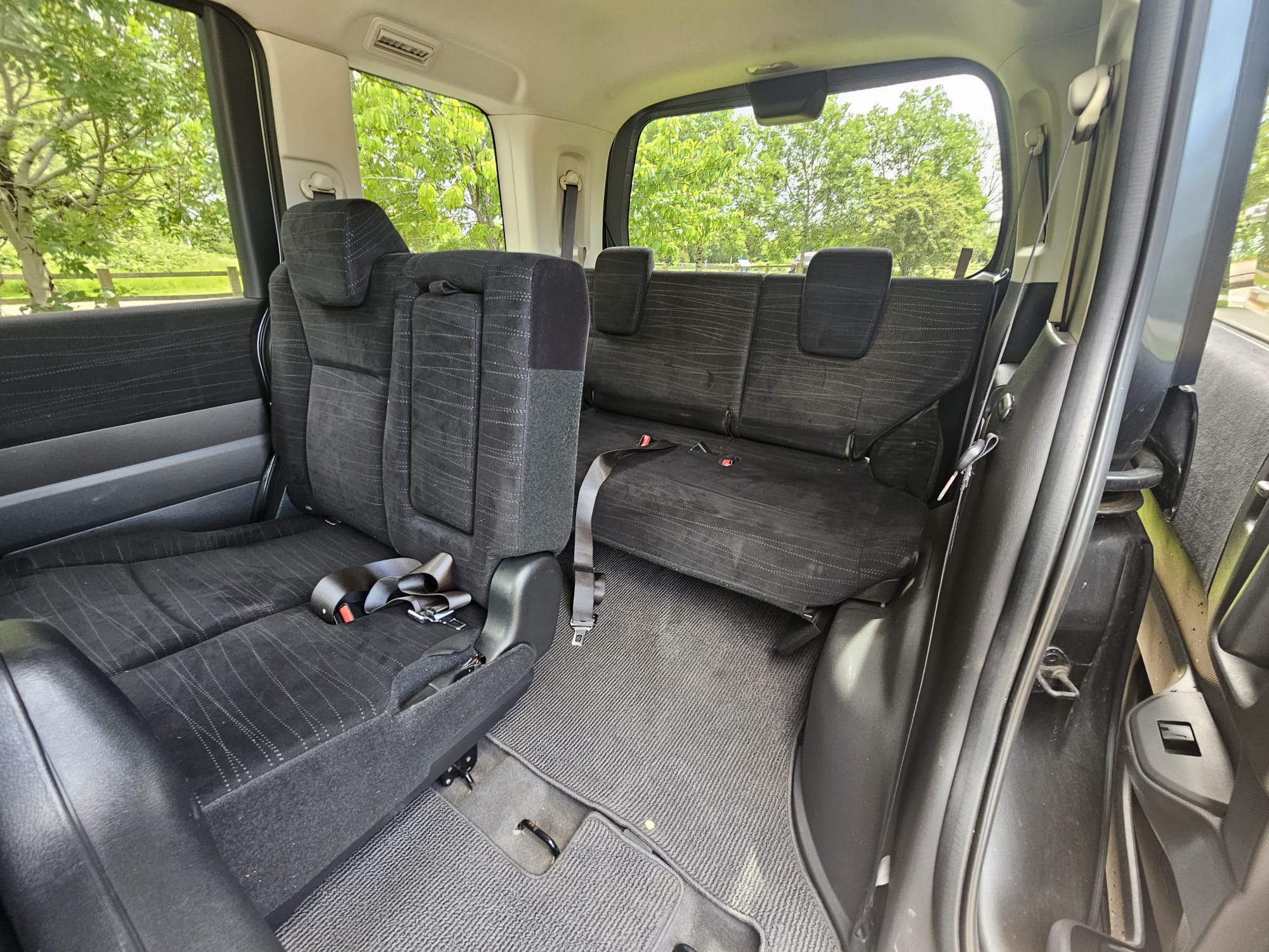 HONDA STEPWAGN SPADA 2.0L Automatic 7/8 Seater MPV