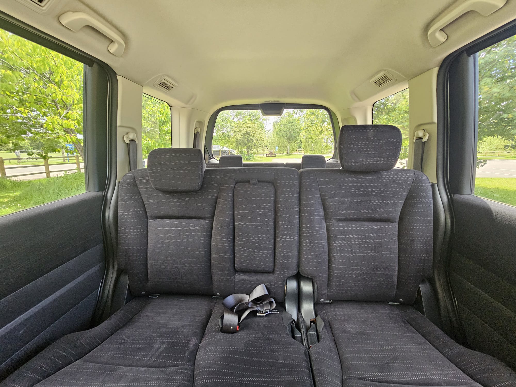 HONDA STEPWAGN SPADA 2.0L Automatic 7/8 Seater MPV