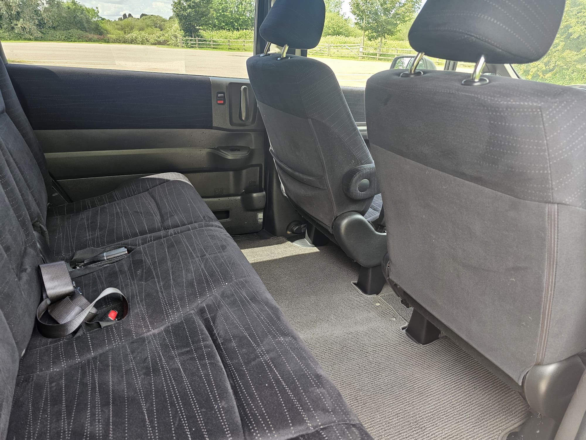 HONDA STEPWAGN SPADA 2.0L Automatic 7/8 Seater MPV