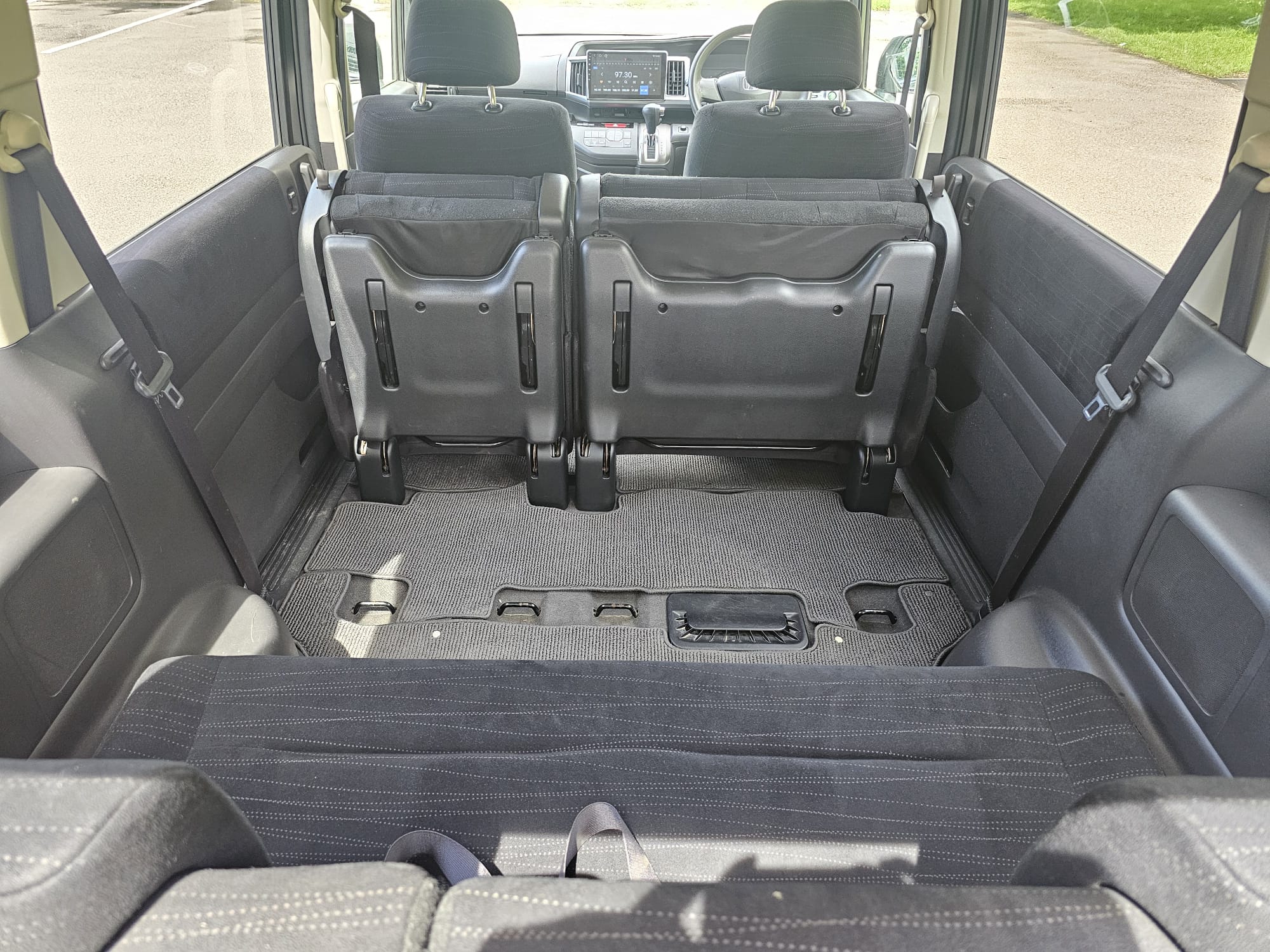 HONDA STEPWAGN SPADA 2.0L Automatic 7/8 Seater MPV