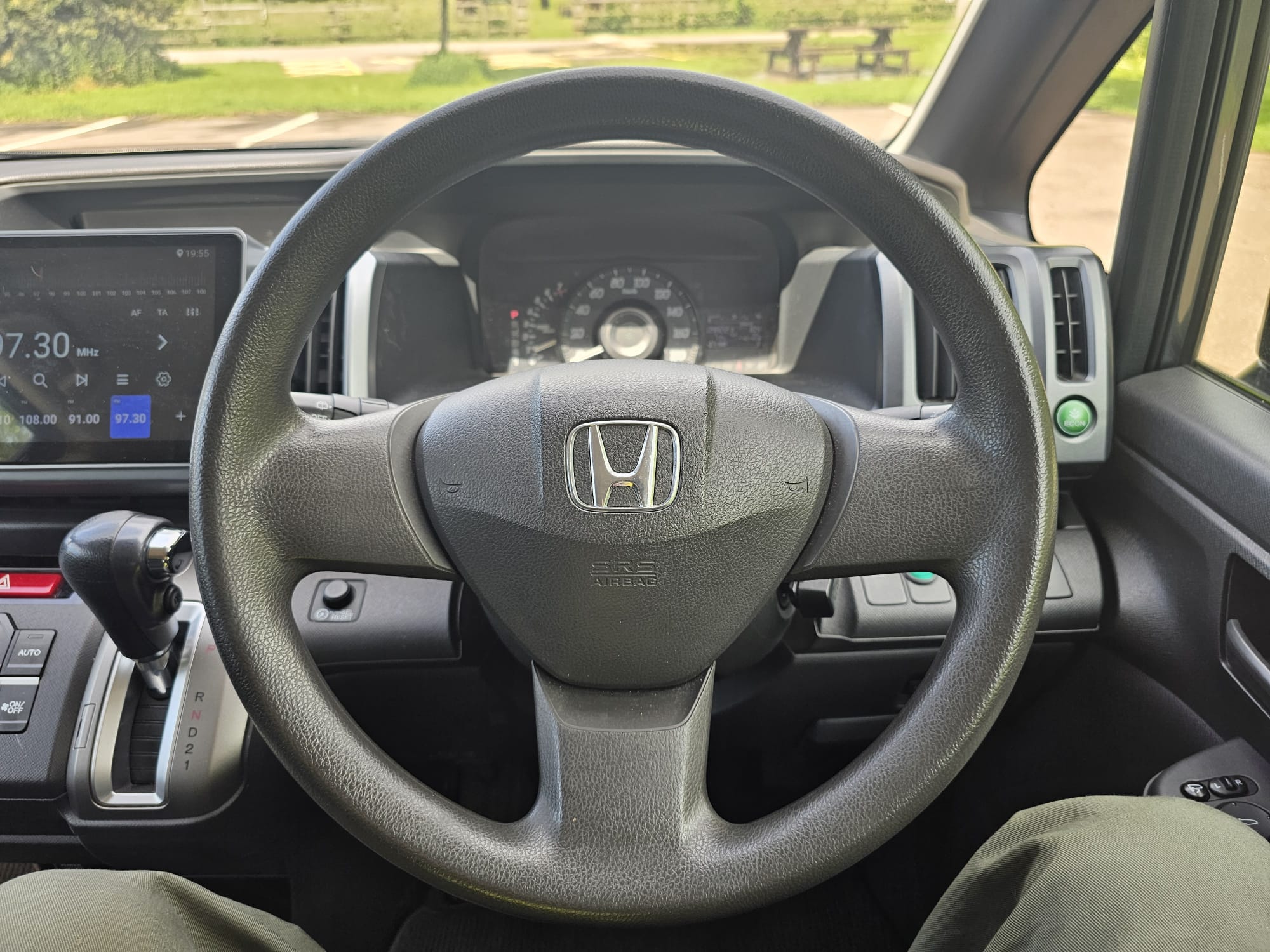 HONDA STEPWAGN SPADA 2.0L Automatic 7/8 Seater MPV