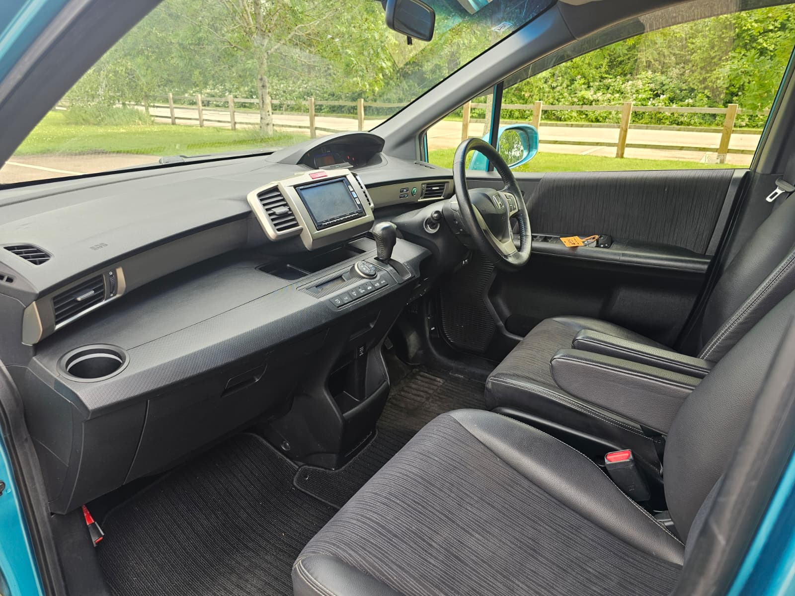 HONDA SPIKE 1.5h Hybrid IMA Automatic 5 Seater Ramp MPV