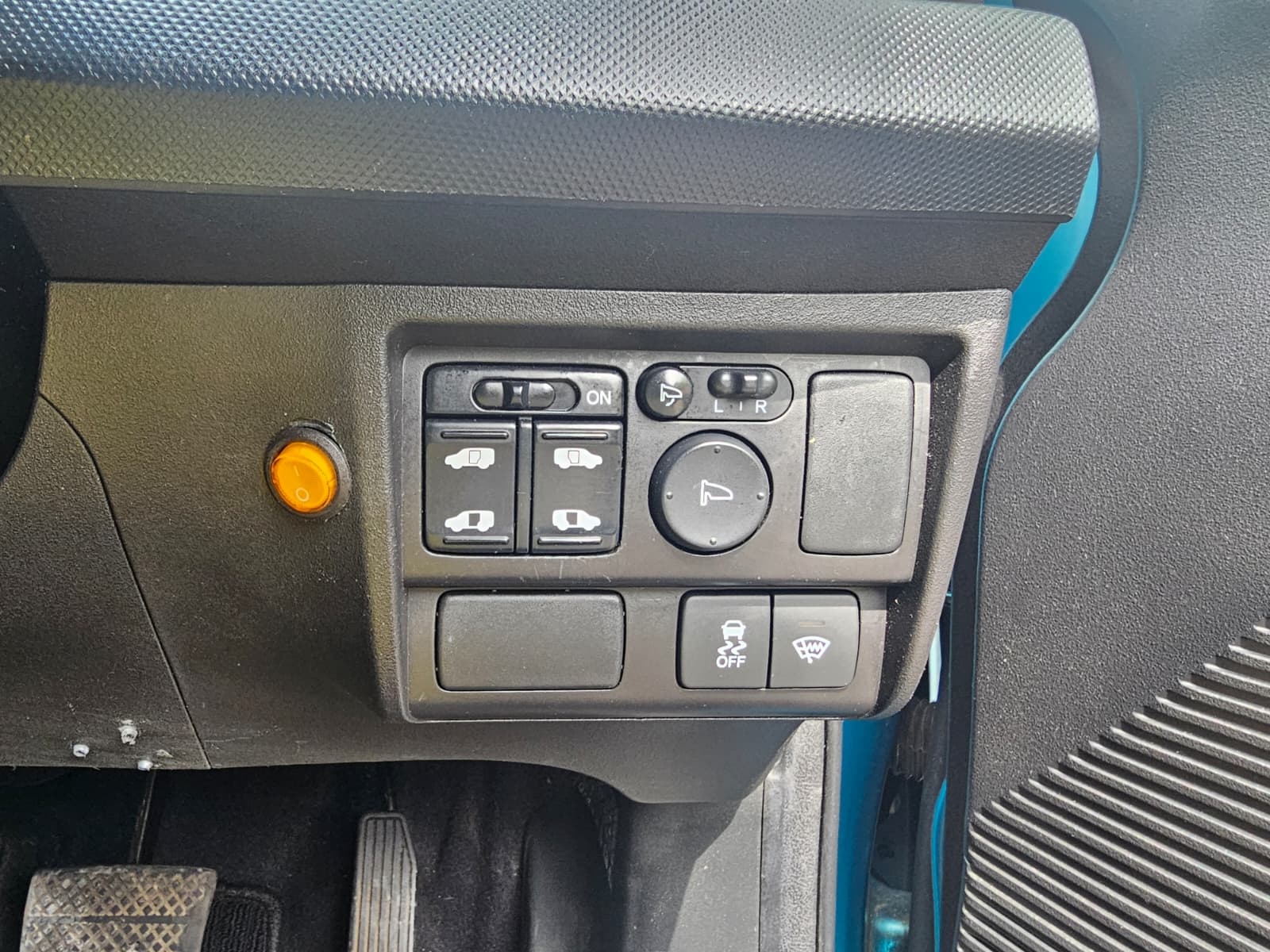 HONDA SPIKE 1.5h Hybrid IMA Automatic 5 Seater Ramp MPV