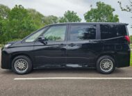 TOYOTA NOAH VOXY 1.8h Hybrid G Automatic CVT 8 Seater MPV