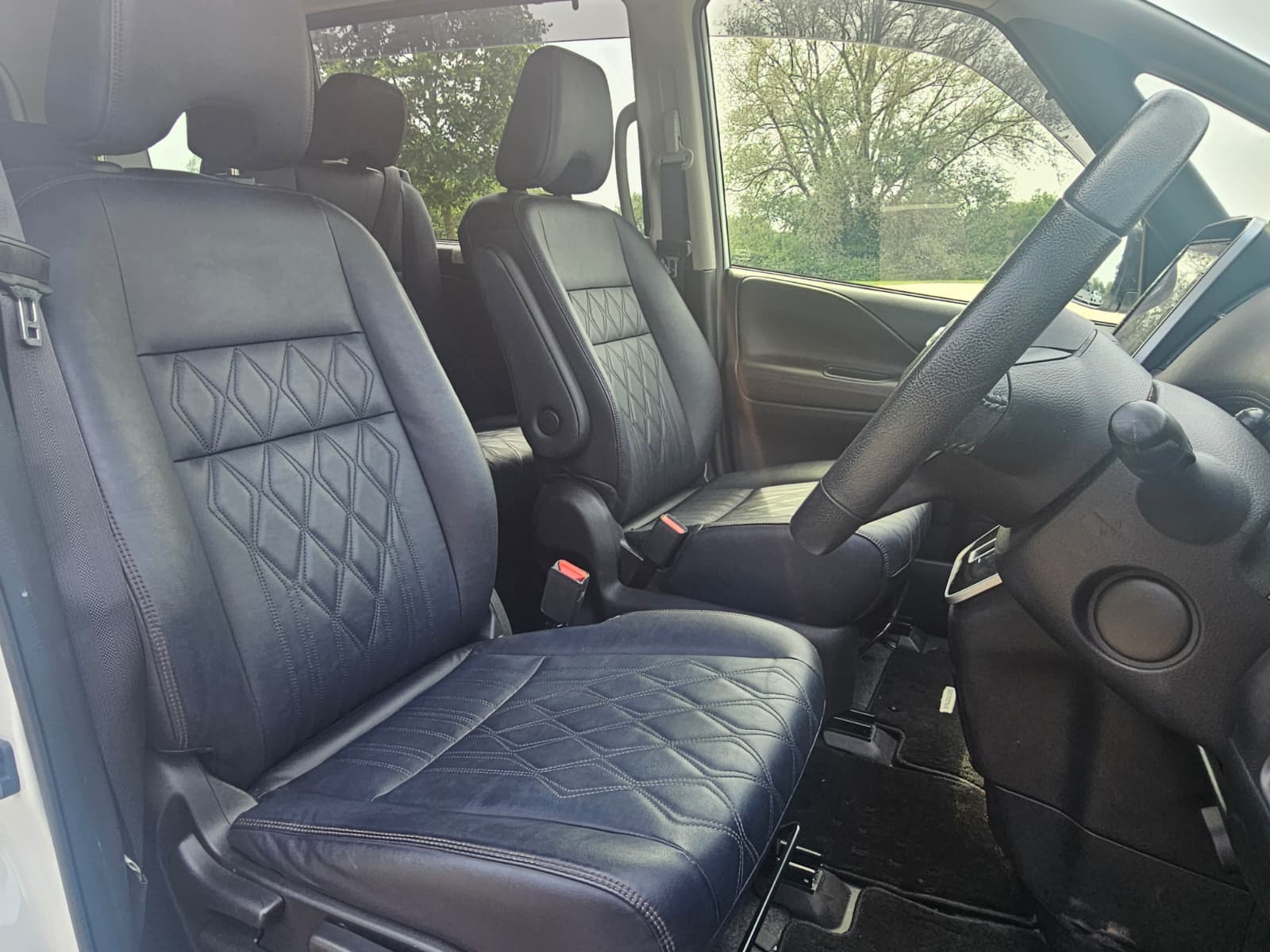 NISSAN SERENA 2.0h S-Hybrid Automatic 8 Seater Dual Powerslide Doors MPV