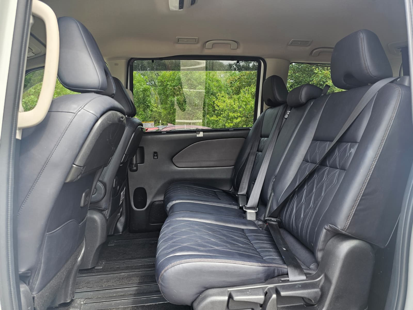 NISSAN SERENA 2.0h S-Hybrid Automatic 8 Seater Dual Powerslide Doors MPV