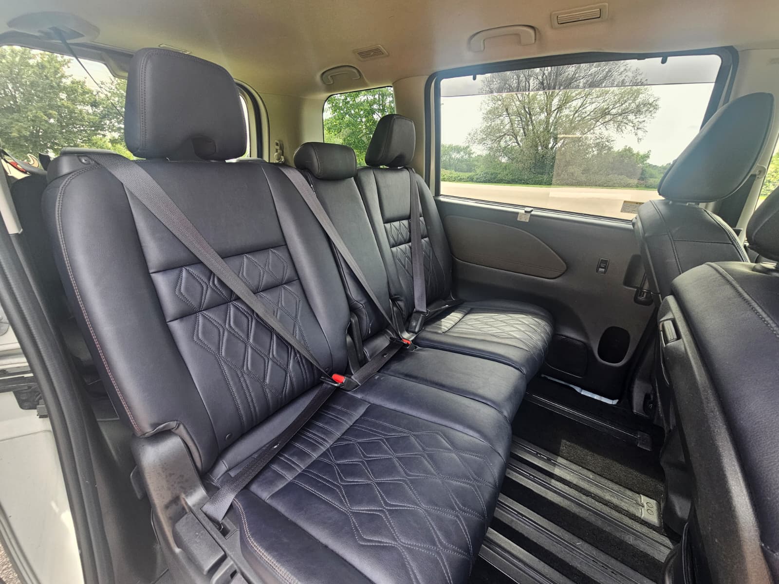 NISSAN SERENA 2.0h S-Hybrid Automatic 8 Seater Dual Powerslide Doors MPV