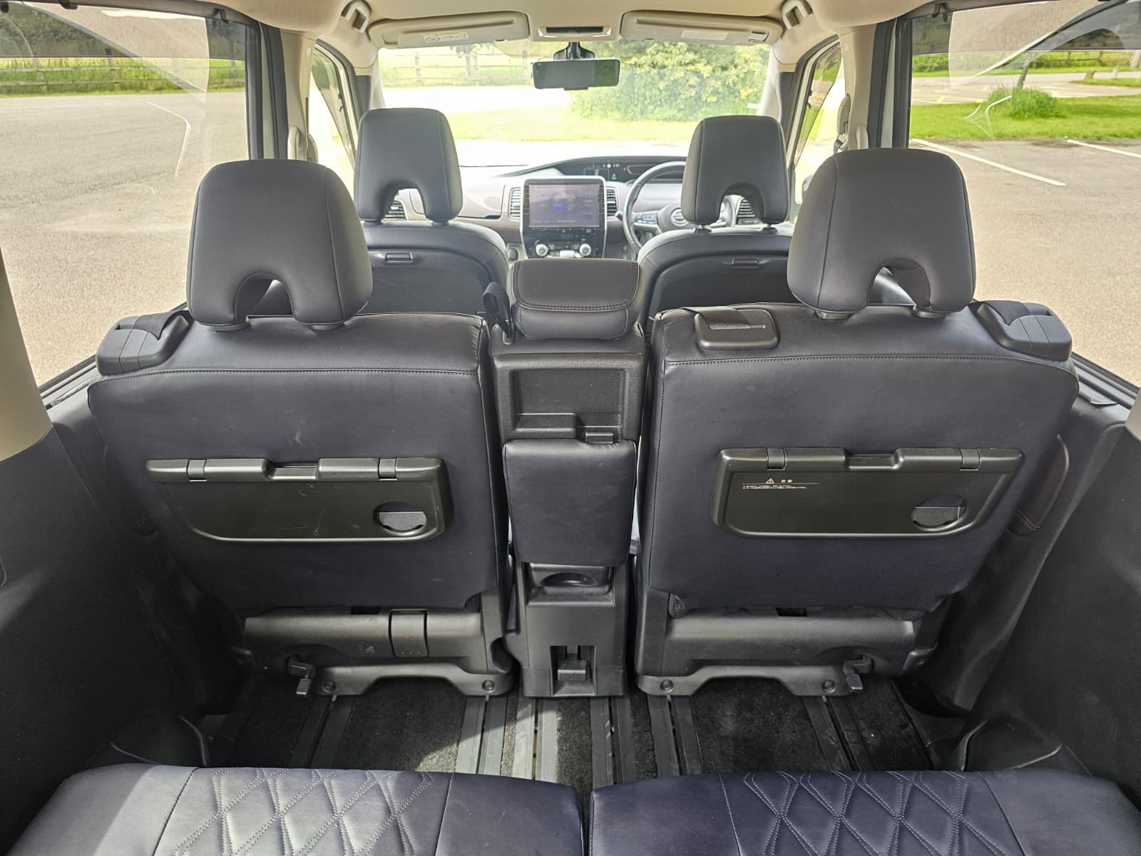 NISSAN SERENA 2.0h S-Hybrid Automatic 8 Seater Dual Powerslide Doors MPV