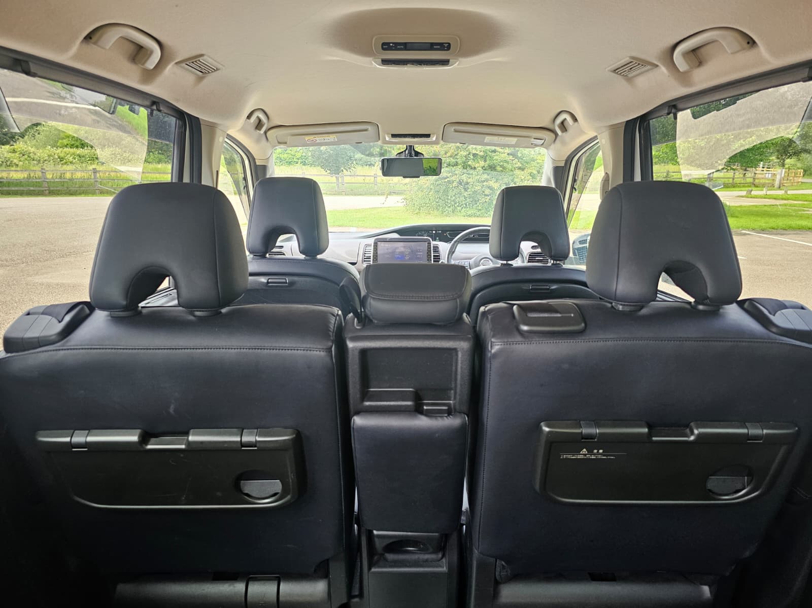 NISSAN SERENA 2.0h S-Hybrid Automatic 8 Seater Dual Powerslide Doors MPV