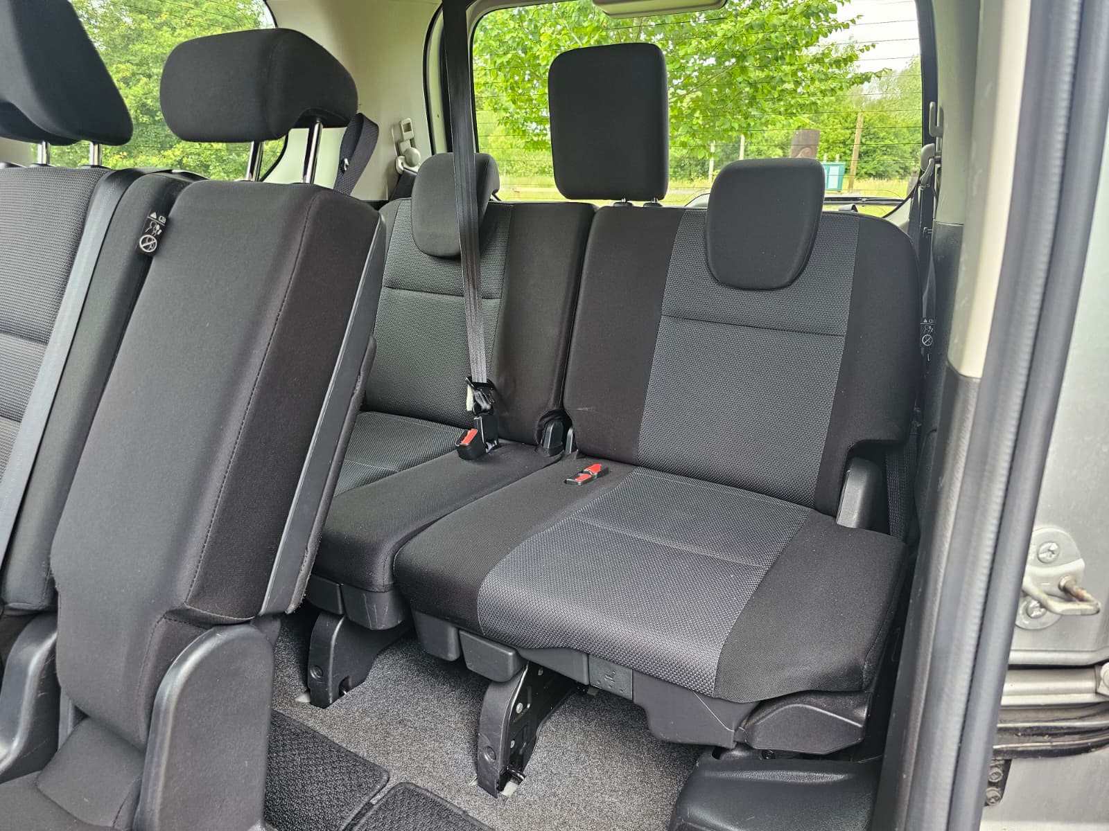 Nissan Serena 2.0h S-Hybrid Auto 8 Seater MPV 360 Camera