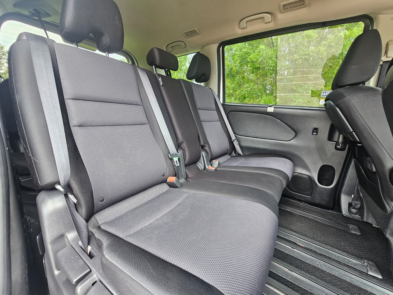 Nissan Serena 2.0h S-Hybrid Auto 8 Seater MPV 360 Camera