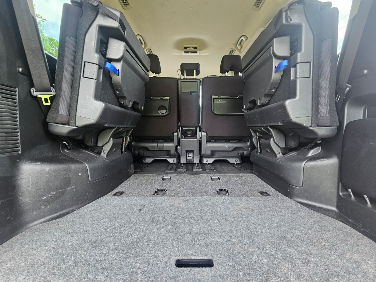 Nissan Serena 2.0h S-Hybrid Auto 8 Seater MPV 360 Camera