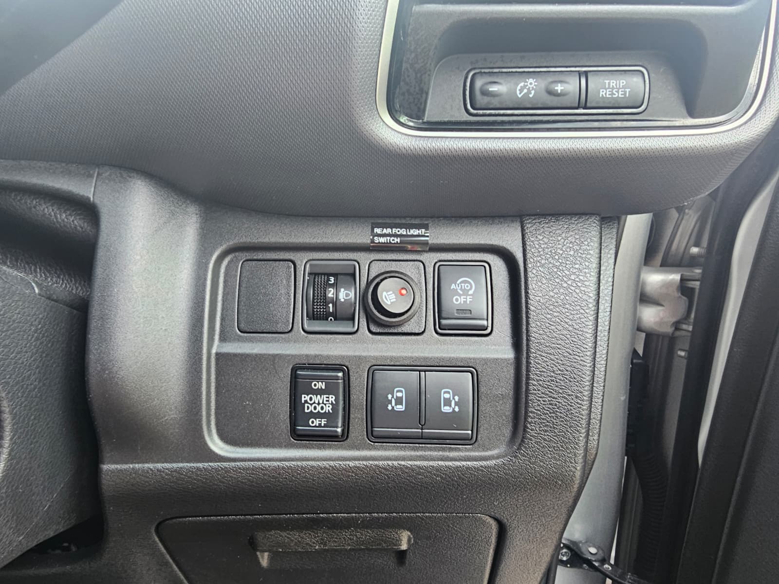 Nissan Serena 2.0h S-Hybrid Auto 8 Seater MPV 360 Camera
