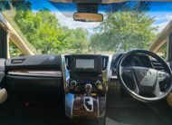Toyota Vellfire 2.5L Automatic CVT Full Leather Interior 8 Seater Luxury MPV