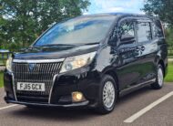 TOYOTA NOAH VOXY 1.8h Hybrid Automatic CVT 7 seater 2015/09 MPV