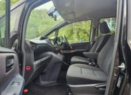 TOYOTA NOAH VOXY 1.8h Hybrid Automatic CVT 7 seater 2015/09 MPV