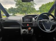 TOYOTA NOAH VOXY 1.8h Hybrid Automatic CVT 7 seater 2015/09 MPV