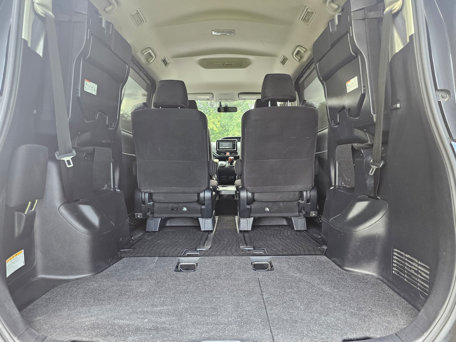 TOYOTA NOAH VOXY 1.8h Hybrid Automatic CVT 7 seater 2015/09 MPV