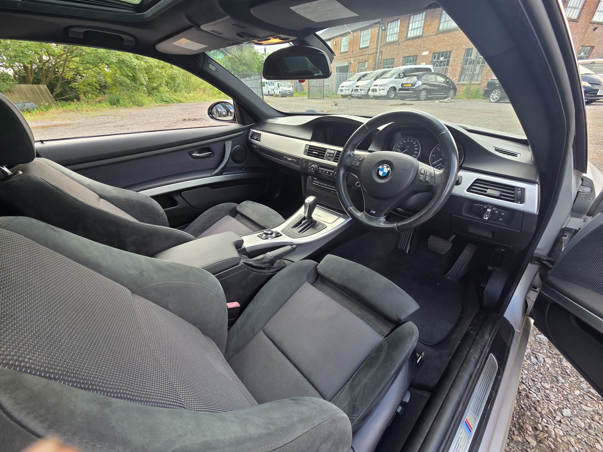 BMW 3 SERIES 2.0 320i M Sport Coupe 2dr Petrol Steptronic Euro 5 (170 ps)