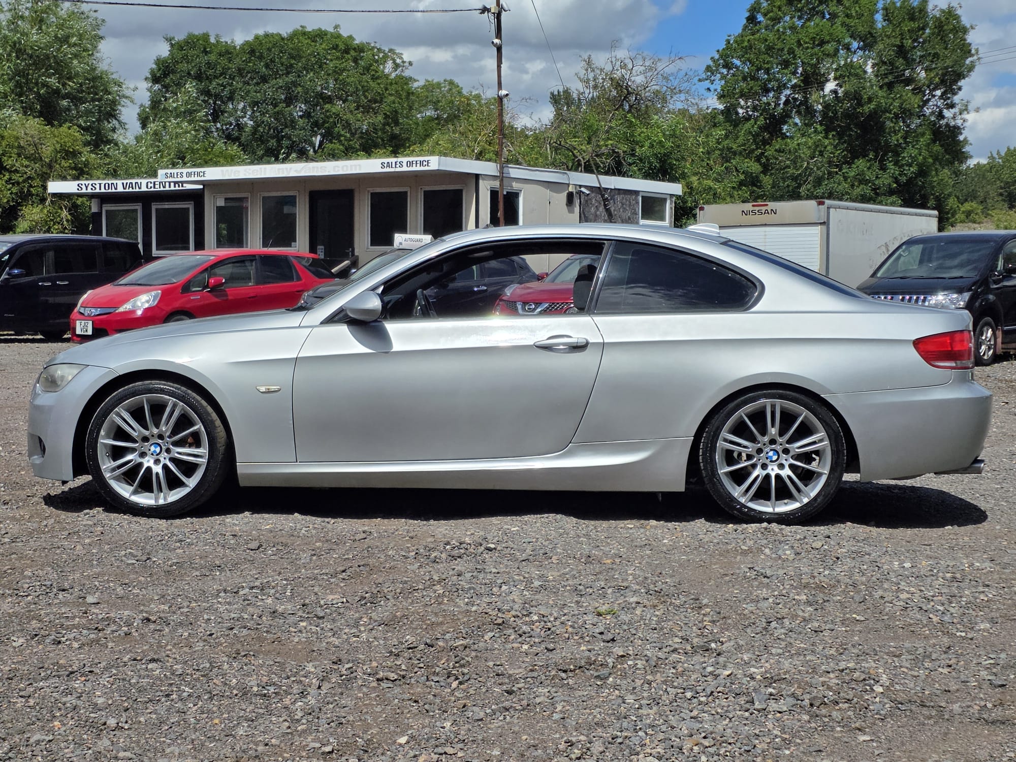 BMW 3 SERIES 2.0 320i M Sport Coupe 2dr Petrol Steptronic Euro 5 (170 ps)