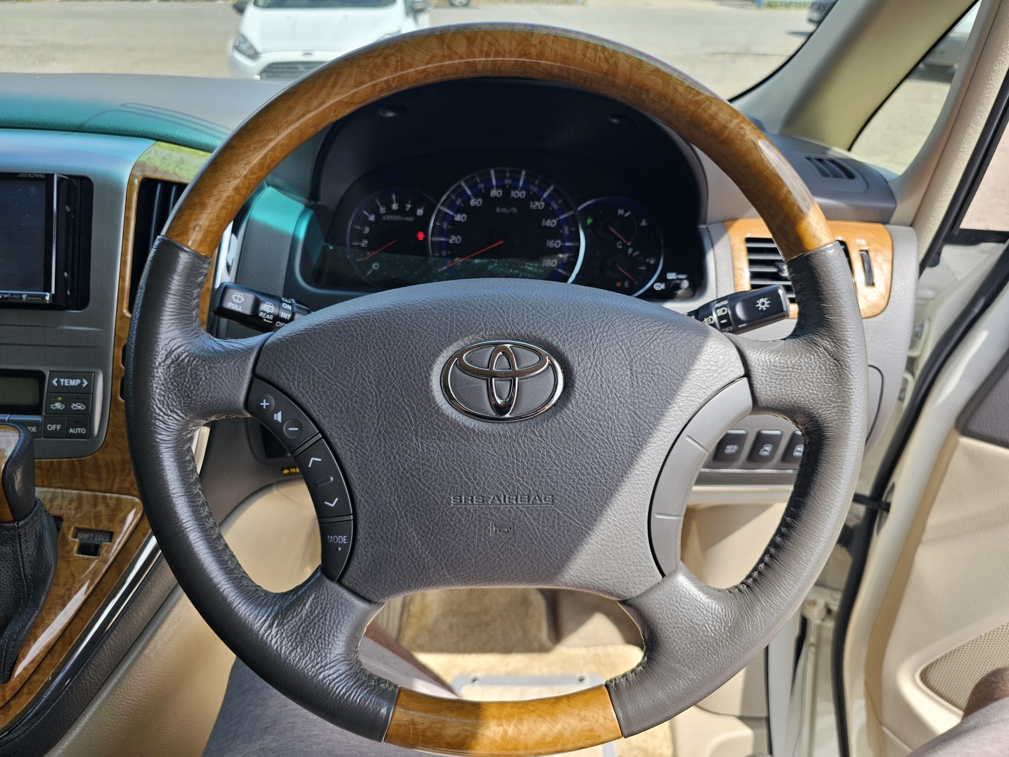 Toyota Alphard G-Edition 3.0L V6 Automatic CVT 8 Seater MPV