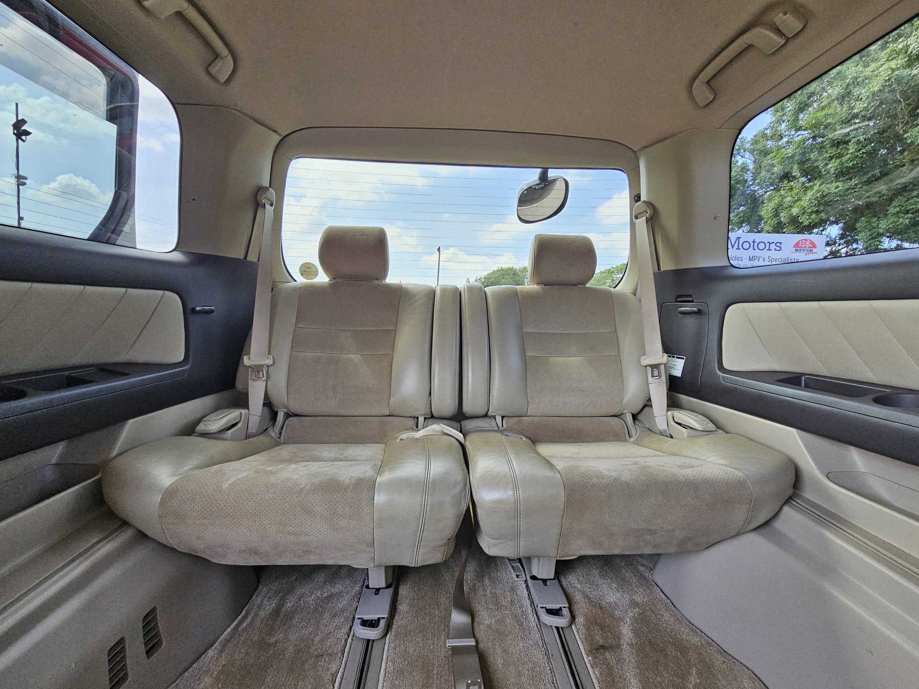 Toyota Alphard G-Edition 3.0L V6 Automatic CVT 8 Seater MPV