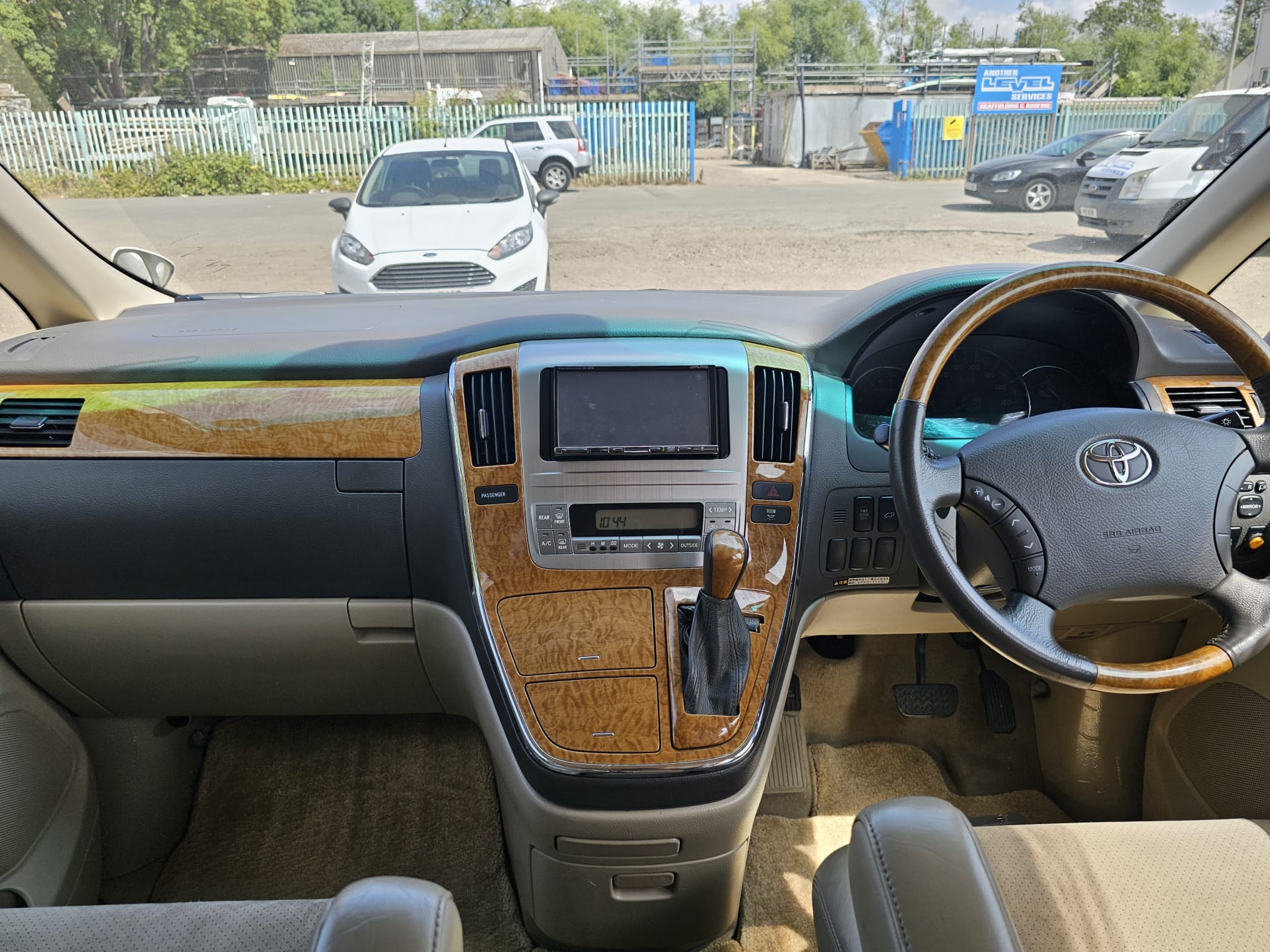 Toyota Alphard G-Edition 3.0L V6 Automatic CVT 8 Seater MPV