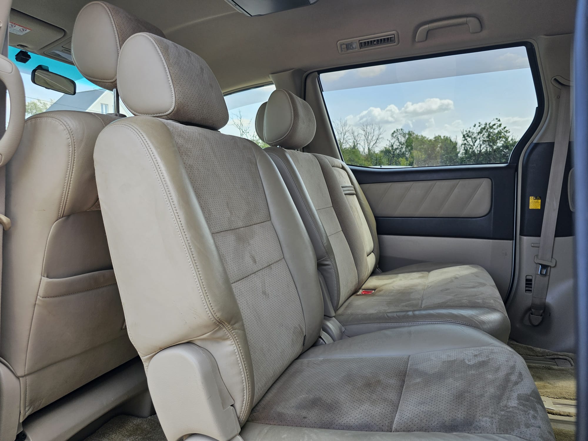 Toyota Alphard G-Edition 3.0L V6 Automatic CVT 8 Seater MPV
