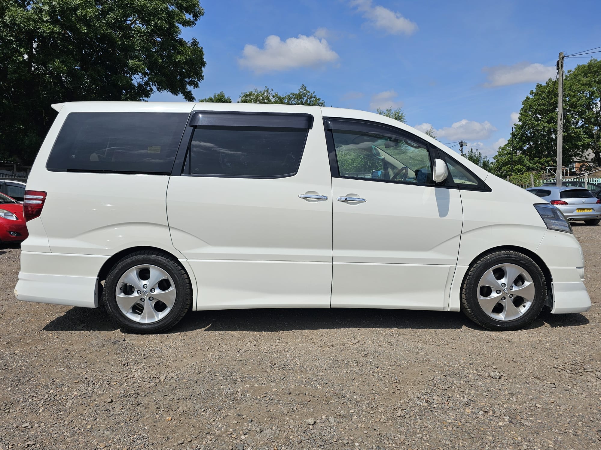 Toyota Alphard G-Edition 3.0L V6 Automatic CVT 8 Seater MPV